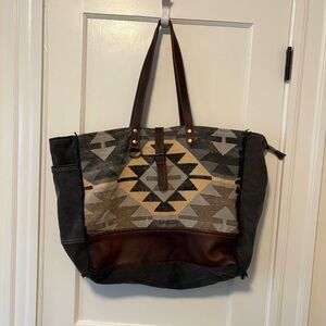 Myra Weekender Bag